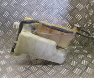 Vase d'expansion Nissan Patrol