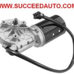 Moteur d'essuie-glace Mazda 1300